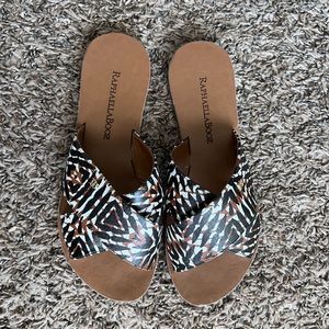 Anthropologie Black Raphaella Booz Printed Rubber Sole Slide Sandals Size 7